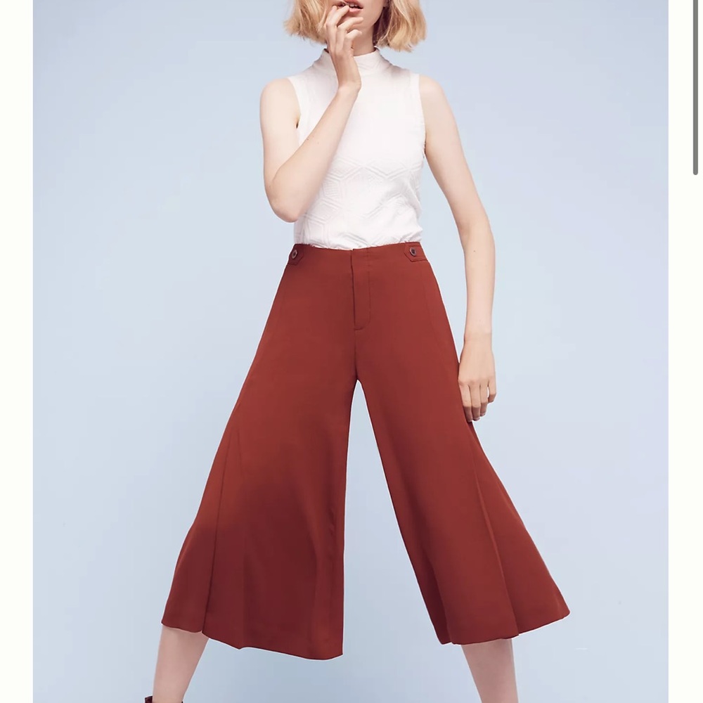 Anthropology The Essential Culotte. Dark rust color.